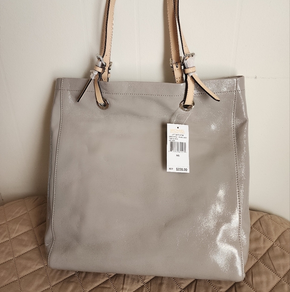 Handbag - Picture 2 of 8